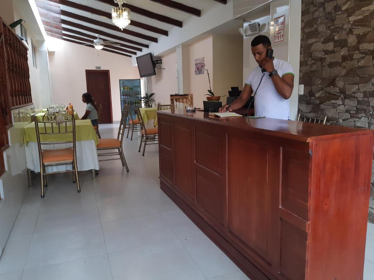 Hotel Cayapas אסמרלדס מראה חיצוני תמונה