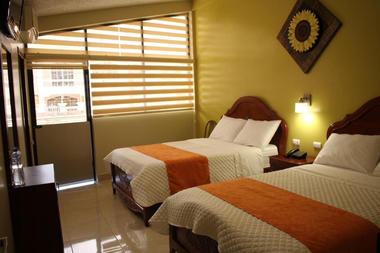 Hotel Cayapas אסמרלדס מראה חיצוני תמונה